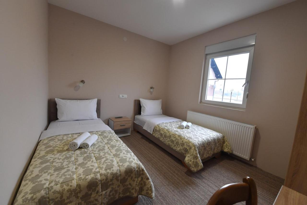 Olimp Motel Kraljevo Bagian luar foto